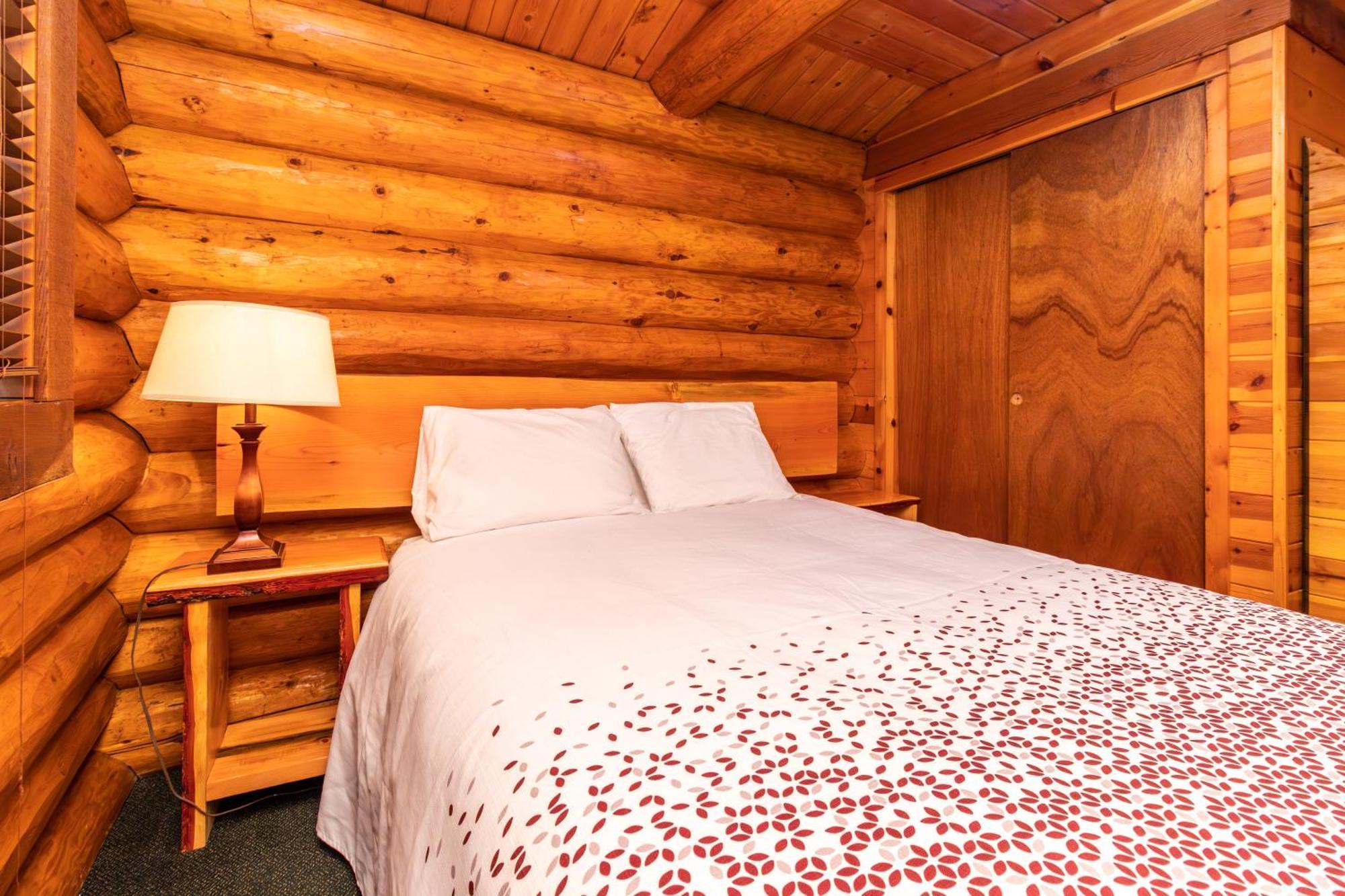 Riverbend Cottage & Rv Resort Parksville Eksteriør billede