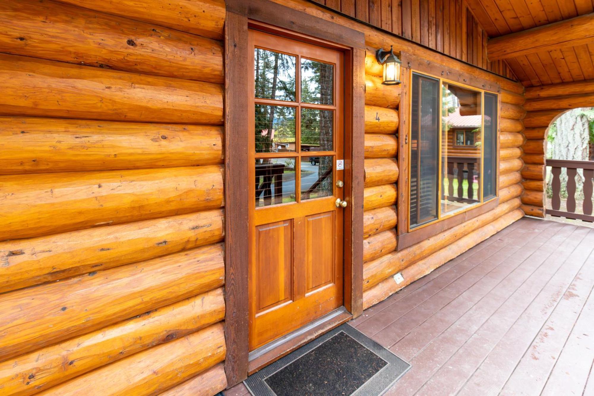 Riverbend Cottage & Rv Resort Parksville Eksteriør billede