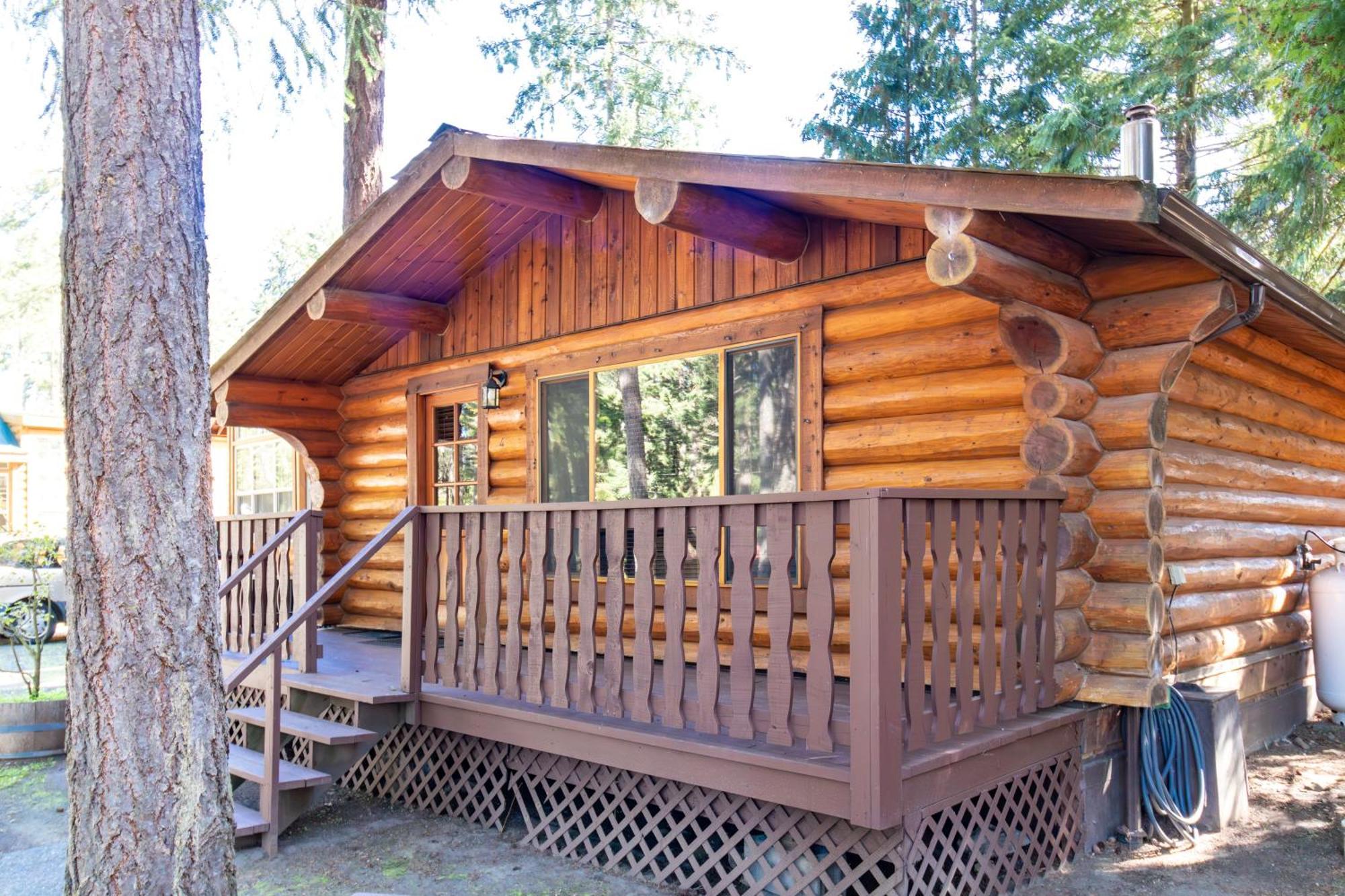 Riverbend Cottage & Rv Resort Parksville Eksteriør billede