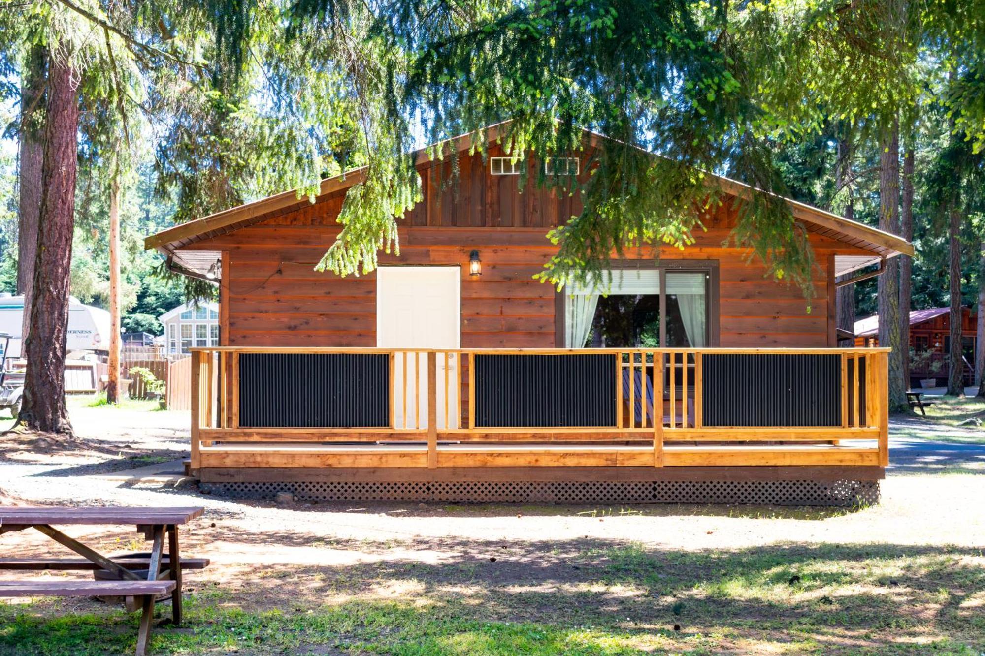 Riverbend Cottage & Rv Resort Parksville Eksteriør billede