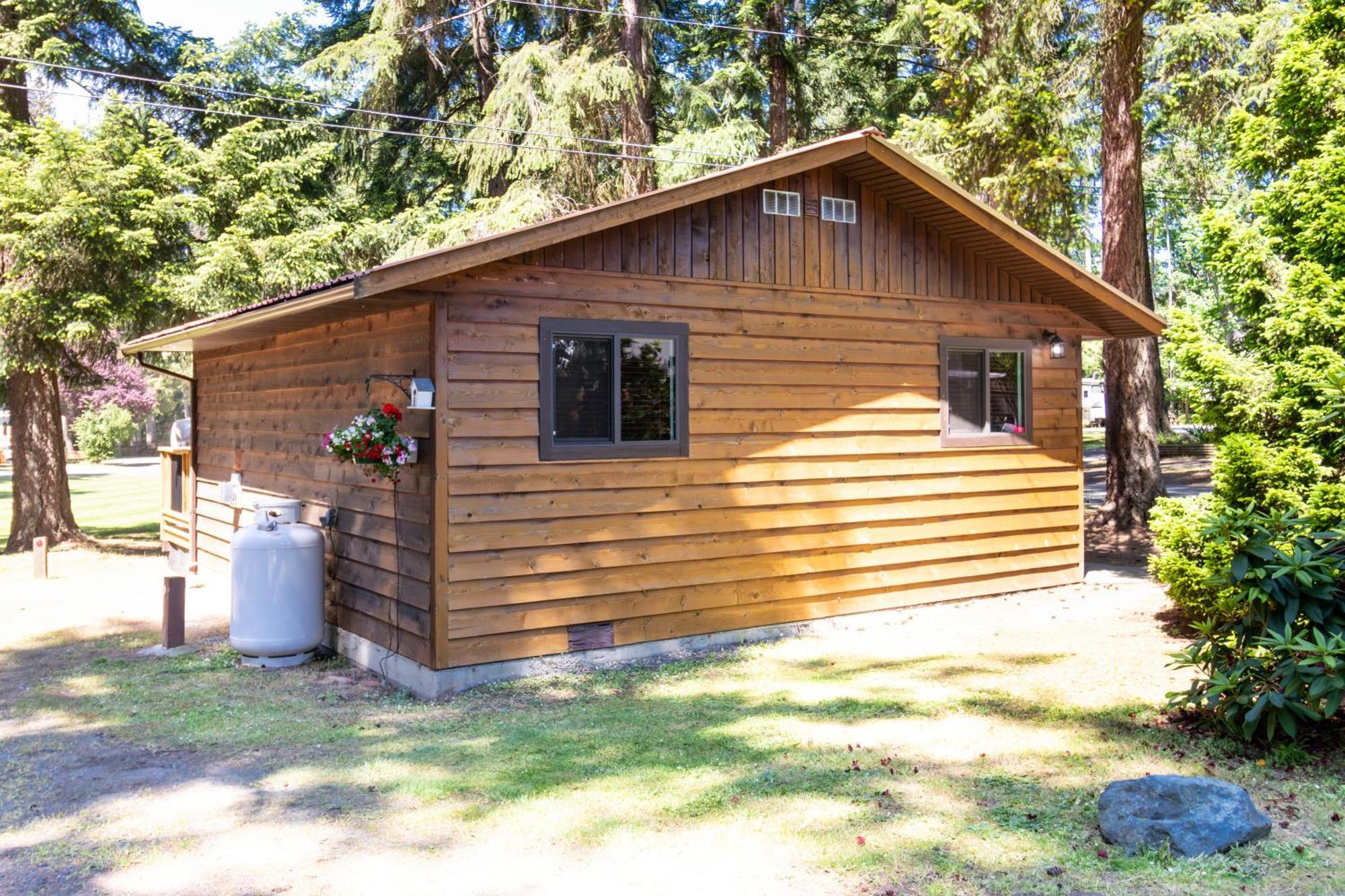 Riverbend Cottage & Rv Resort Parksville Eksteriør billede